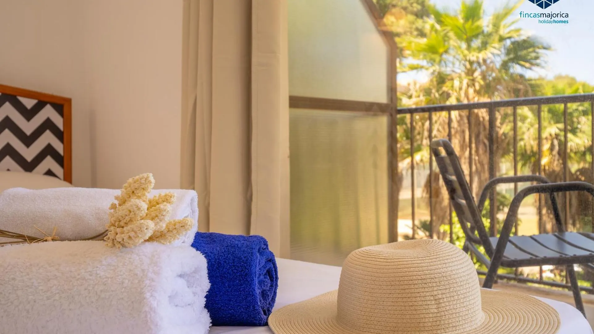 Apartamentos Bella Maria Portocolom  Apartahotel